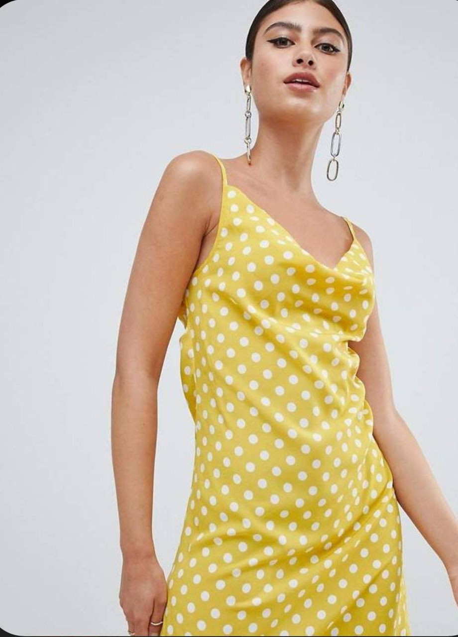 Желтое кэжуал платье Missguided в горошек