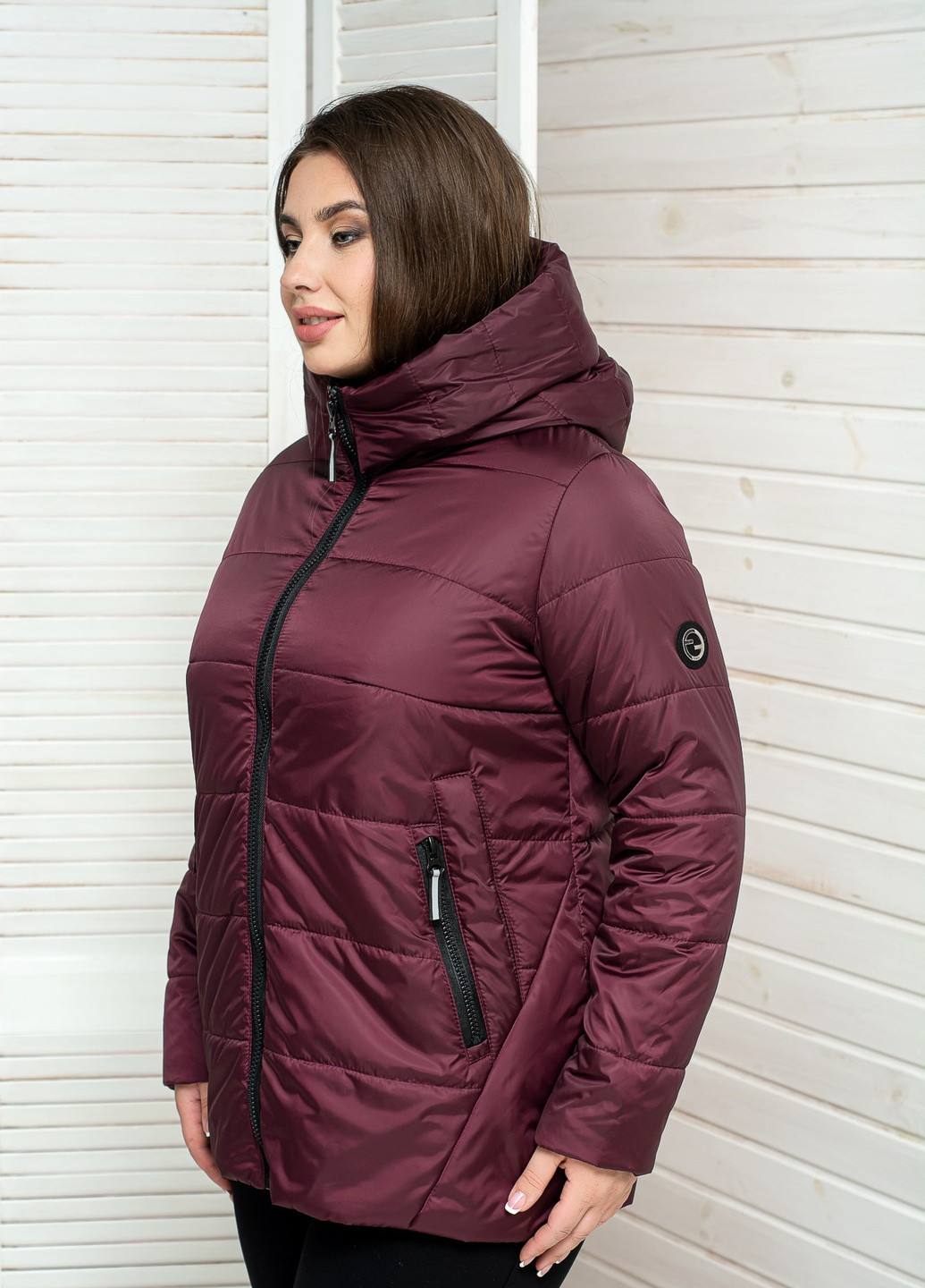 Бордовая демисезонная женская куртка весенняя большого размера SK