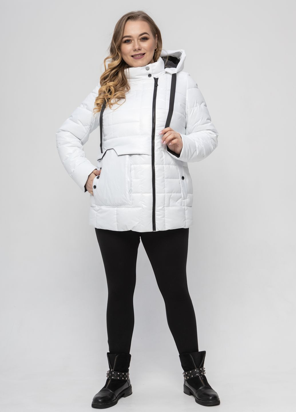 Біла демісезонна жіноча куртка осіння великого розміру куртка-піджак SK