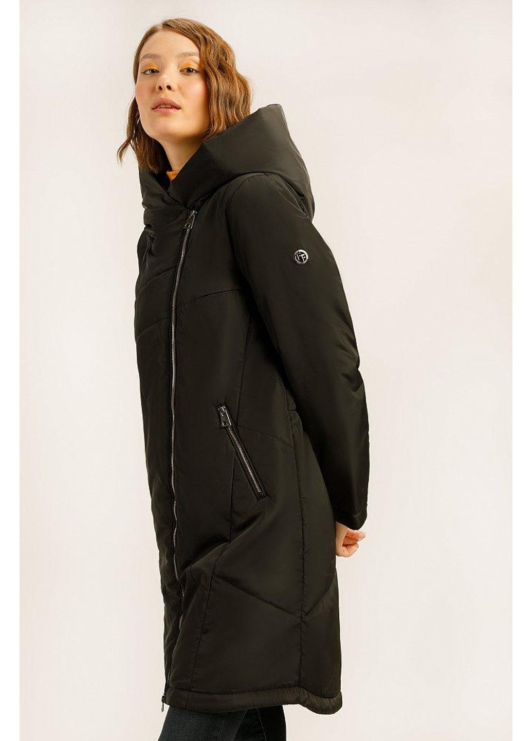 Черная демисезонная куртка a19-11019-200 Finn Flare