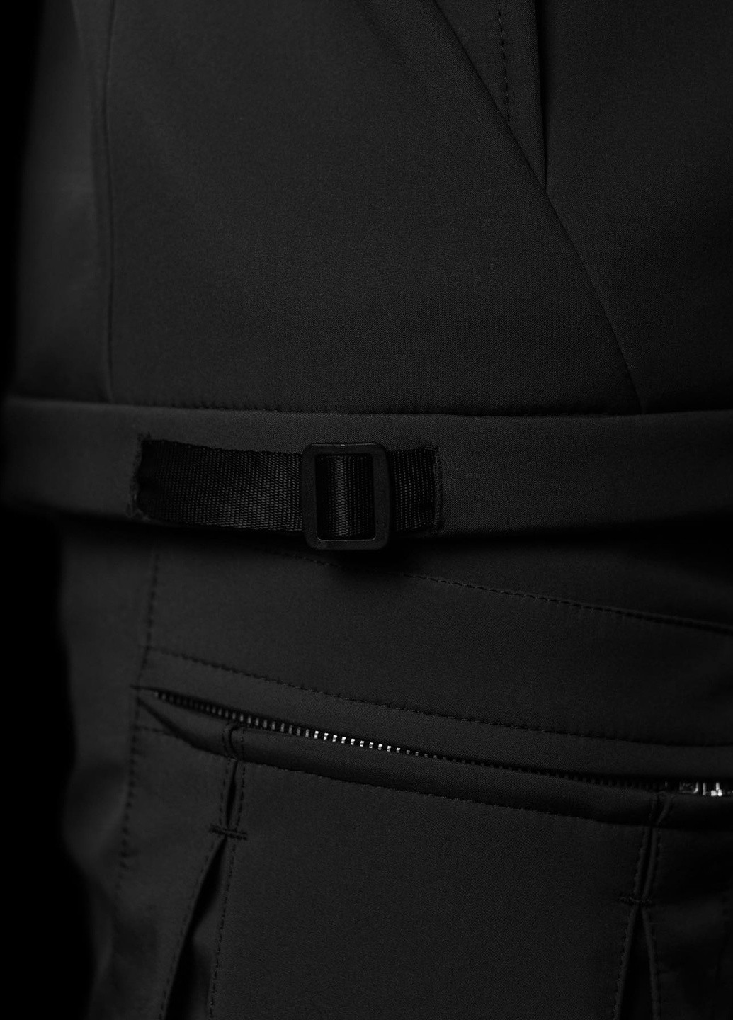 Чорна демісезонна куртка softshell робокоп чорний BEZET