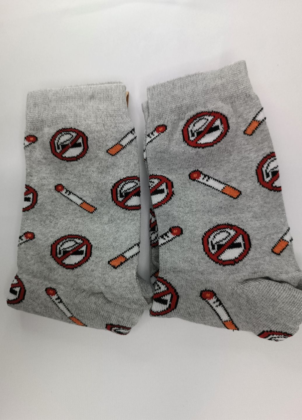 Модні сірі високі шкарпетки прикол з принтом Цигарки No Brand (267147799)