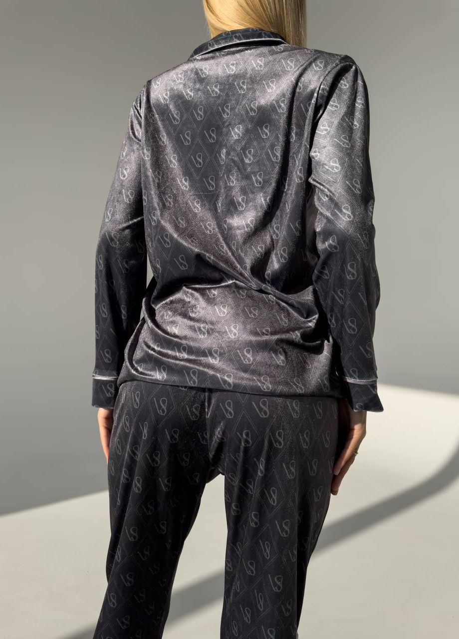 Сірий демісезонний жіноча піжама графіт No Brand Пижама женская бархатная