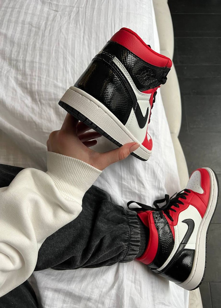 Красные всесезонные кроссовки Vakko Nike Air Jordan 1 Retro High Black / Red