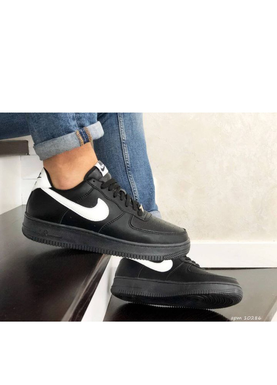 Чорно-білі Осінні чоловічі кросівки чорні з білим репліка 1в1 «no name»(10286) Nike Air Force Af 1