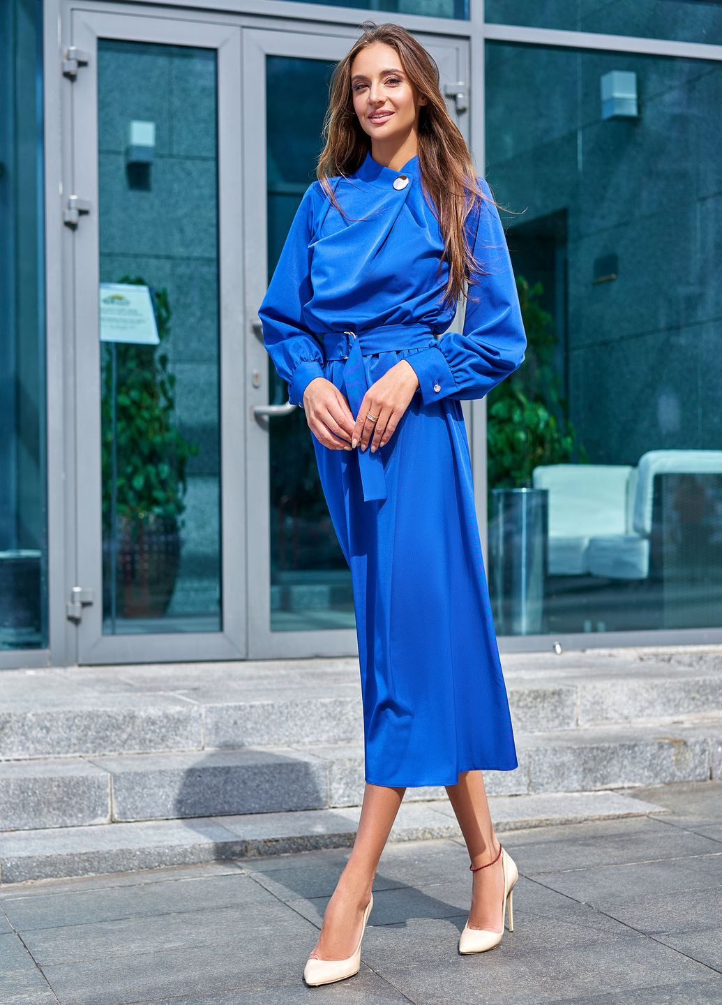 Синее повседневный, кэжуал утонченное платье миди длины Jadone Fashion однотонное