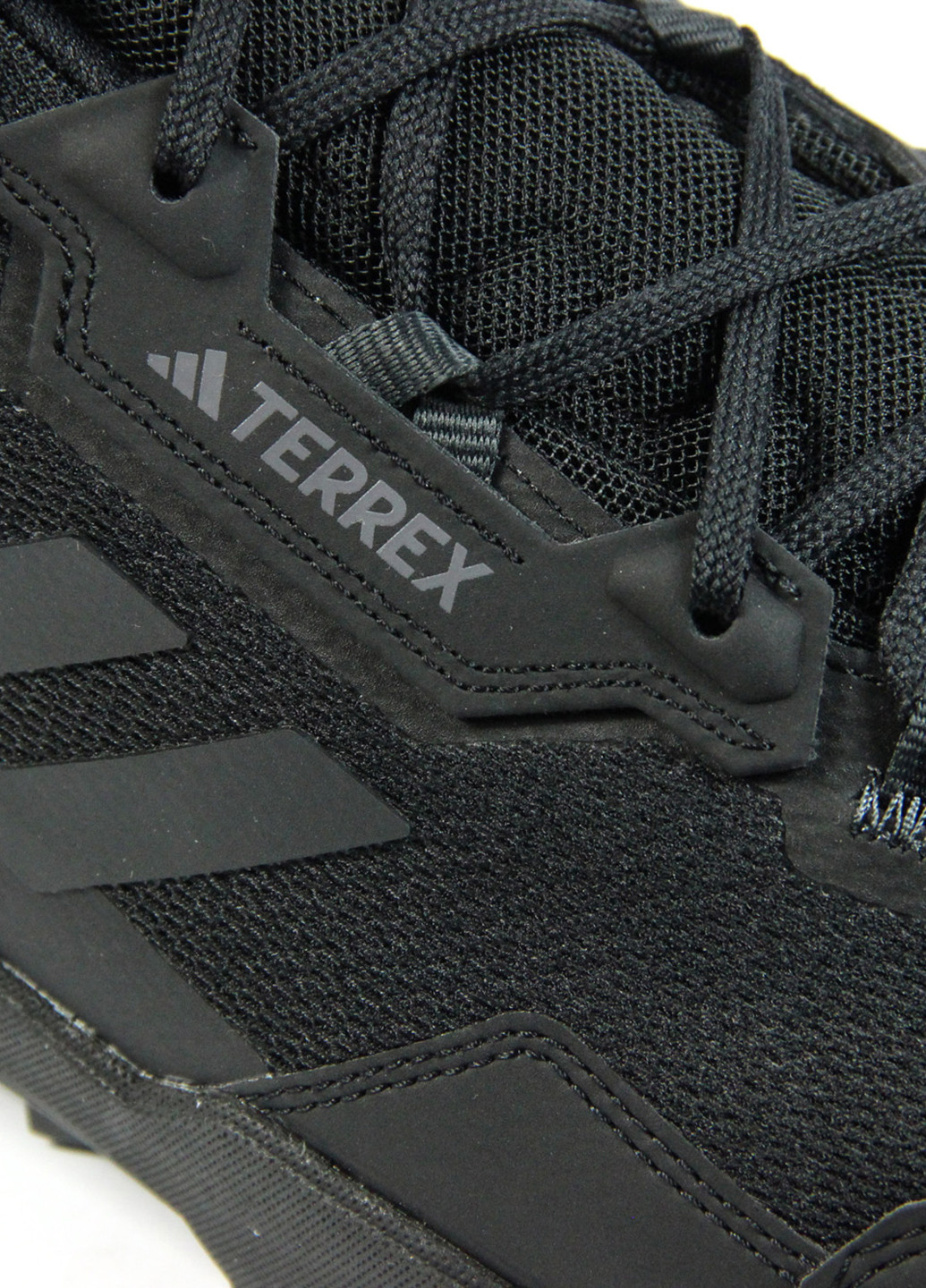Черные демисезонные мужские кроссовки terrex ax4 hp7388 adidas