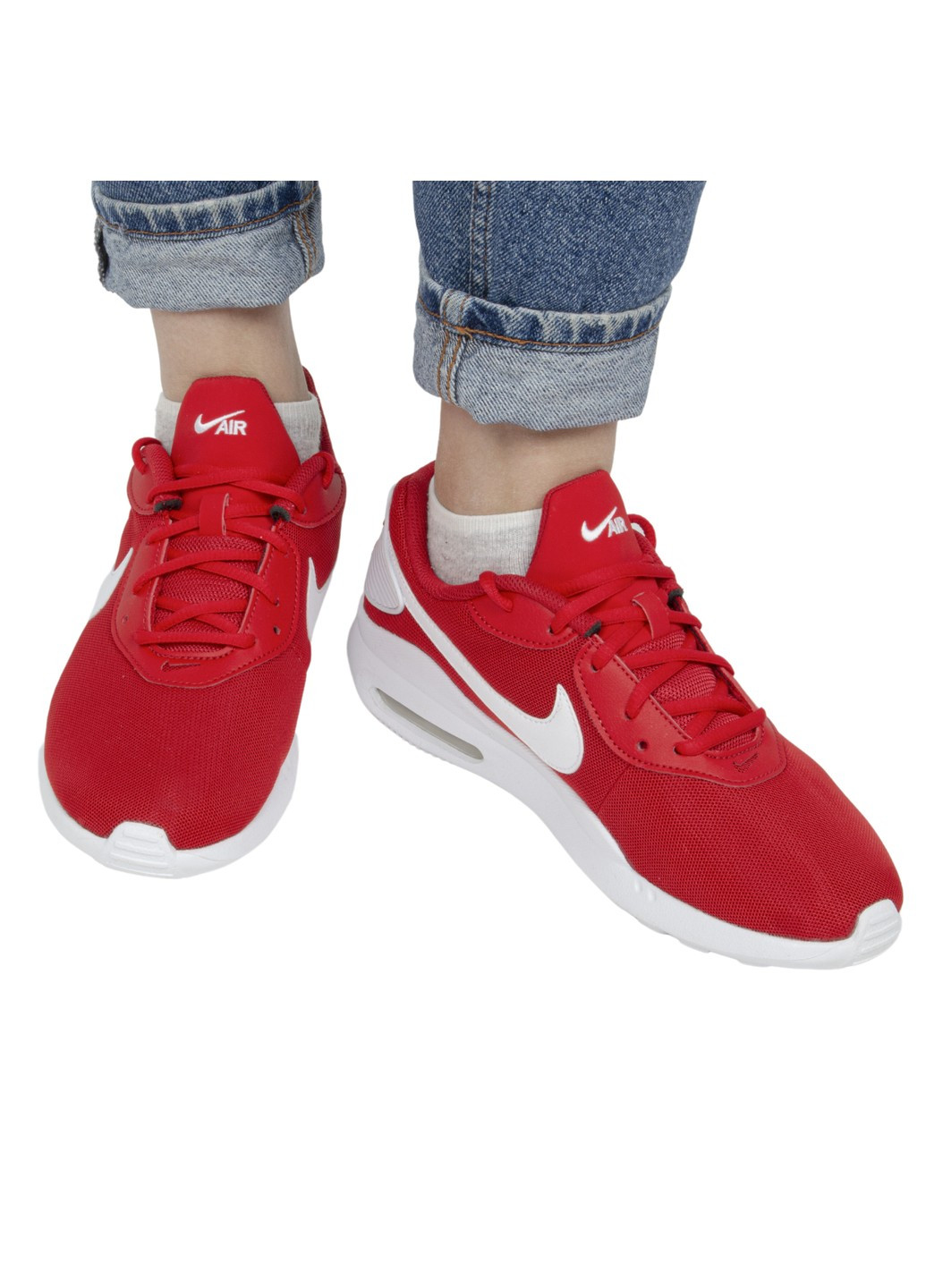 Красные кроссовки air Nike