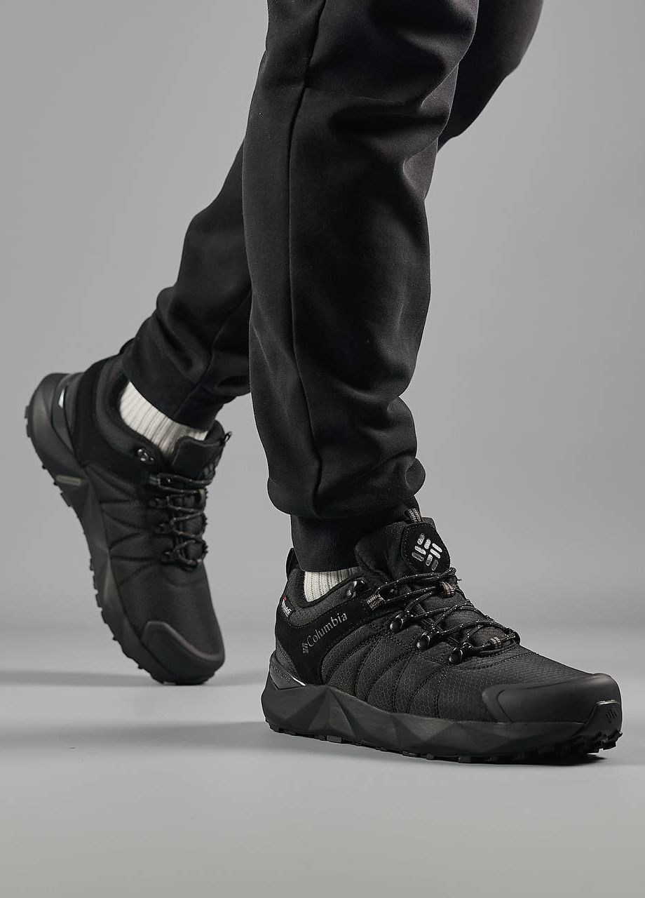 Черные демисезонные кроссовки мужские, вьетнам Columbia Facet Low Trinsulate All Black Gray Termo