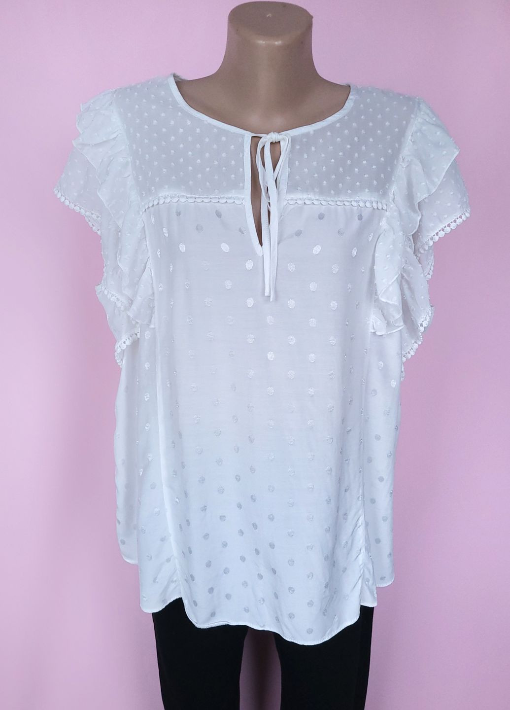 Белая блузка женская однотонная в горошек F&F