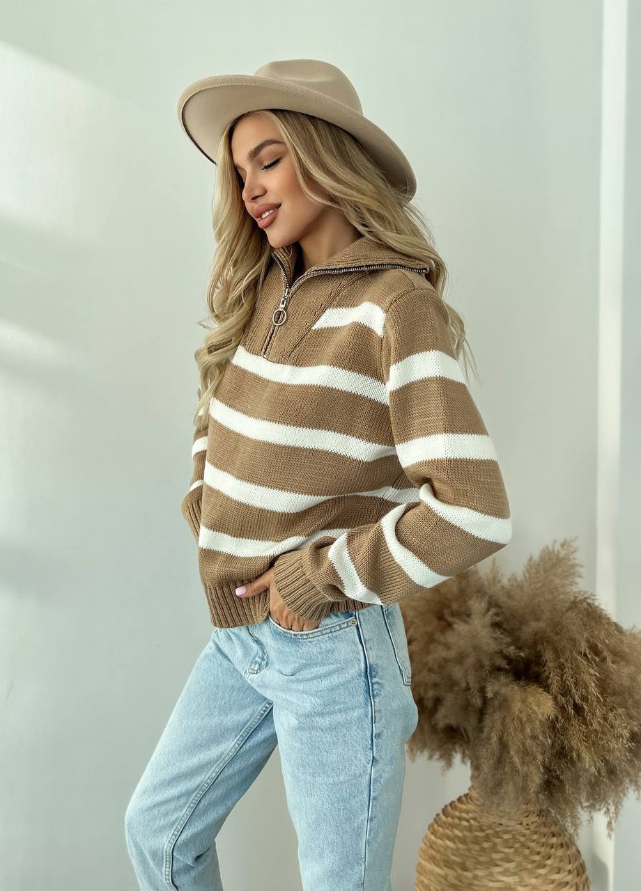 Жіночий светр вовняний в смужку з блискавкою бежевий з молочним р.42/46 396782 New Trend (258967622)