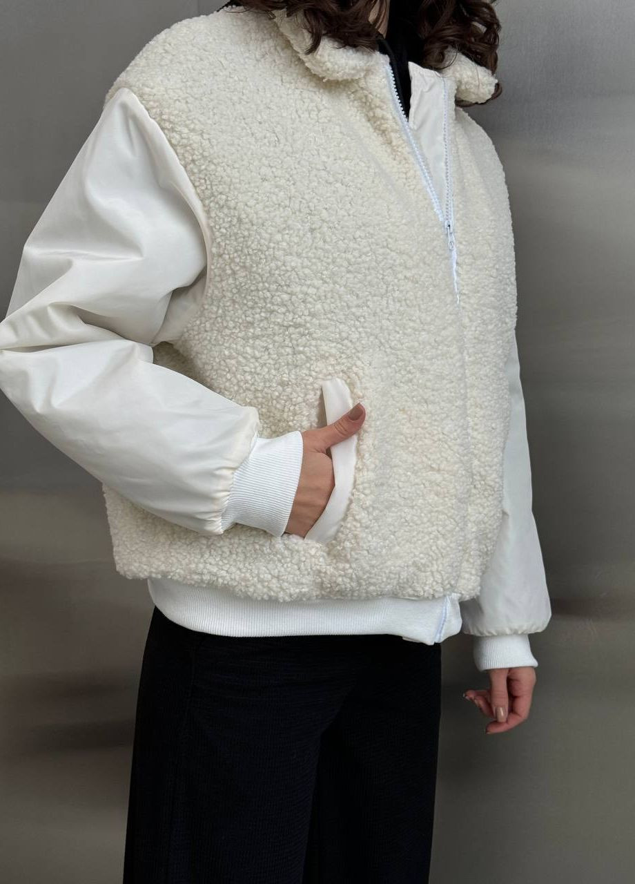 Молочная зимняя стильная курточка из плотного барашка на синтепоновой подкладке, молочная повседневная курточка No Brand 1020