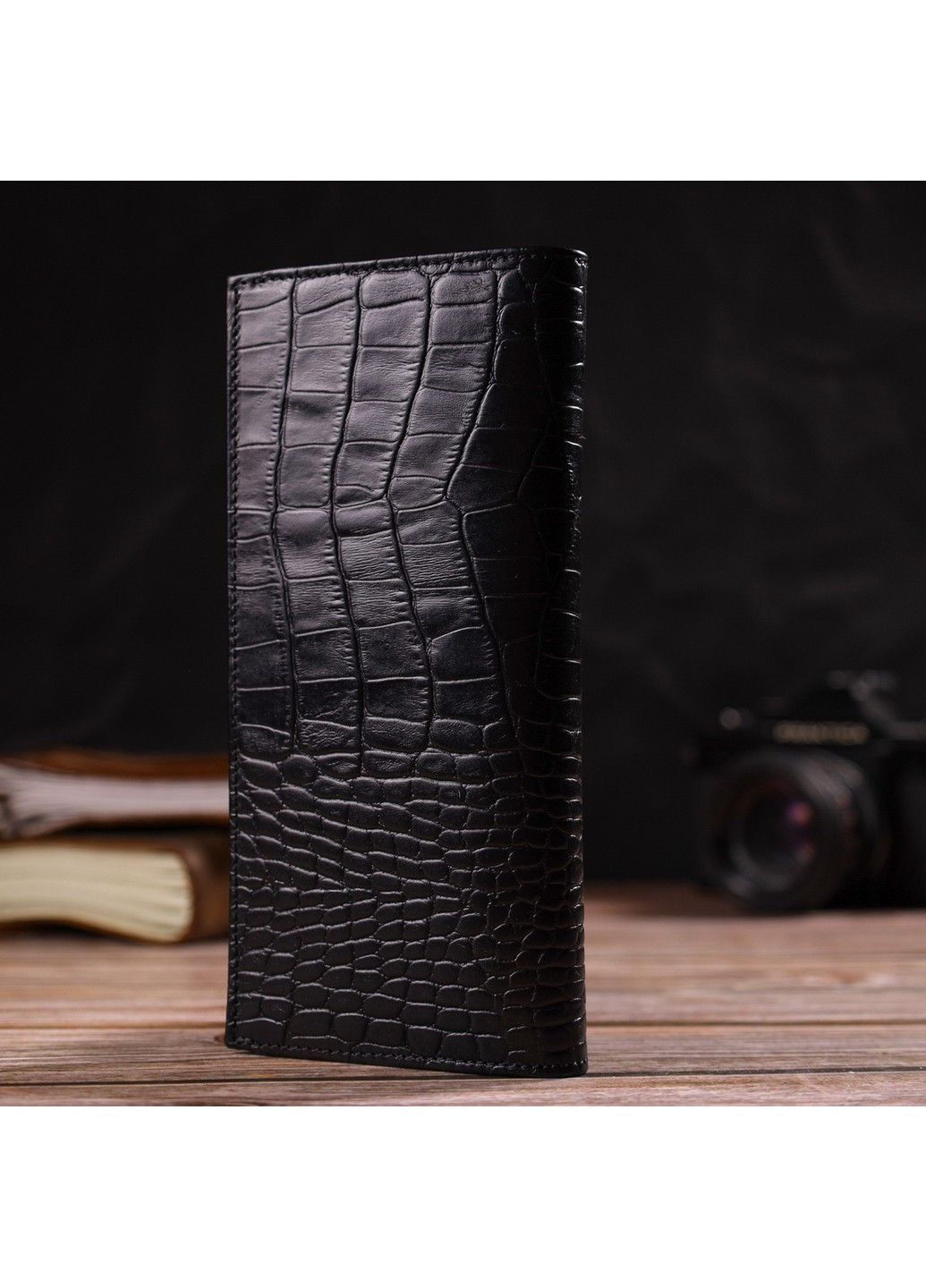 Привлекательный вертикальный мужской бумажник из натуральной кожи с тиснением под крокодила 21896 Черный Canpellini (259873982)