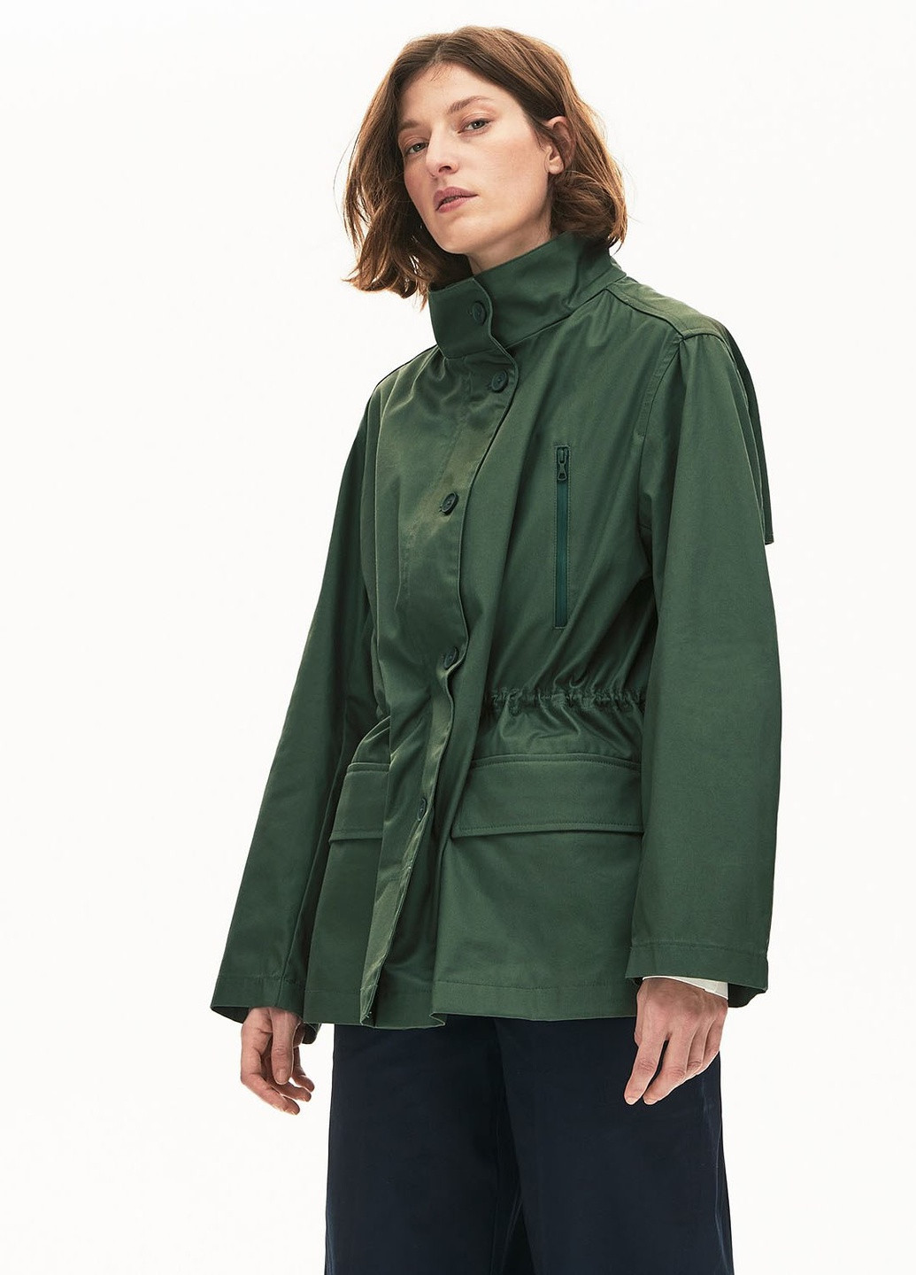 Зеленая куртка Lacoste