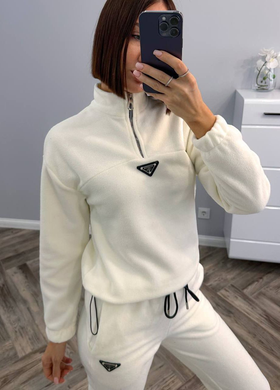 Спортивний флісовий костюм LeVi (261408893)