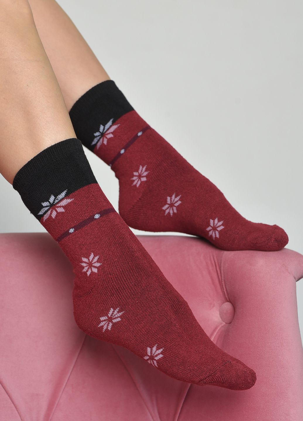 Шкарпетки махрові жіночі бордового кольору розмір 37-42 Let's Shop (268661285)