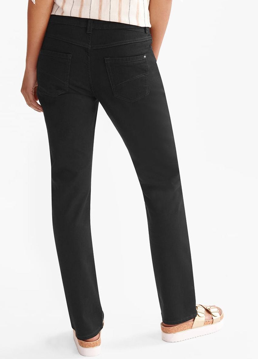 Черные джинсовые демисезонные брюки C&A