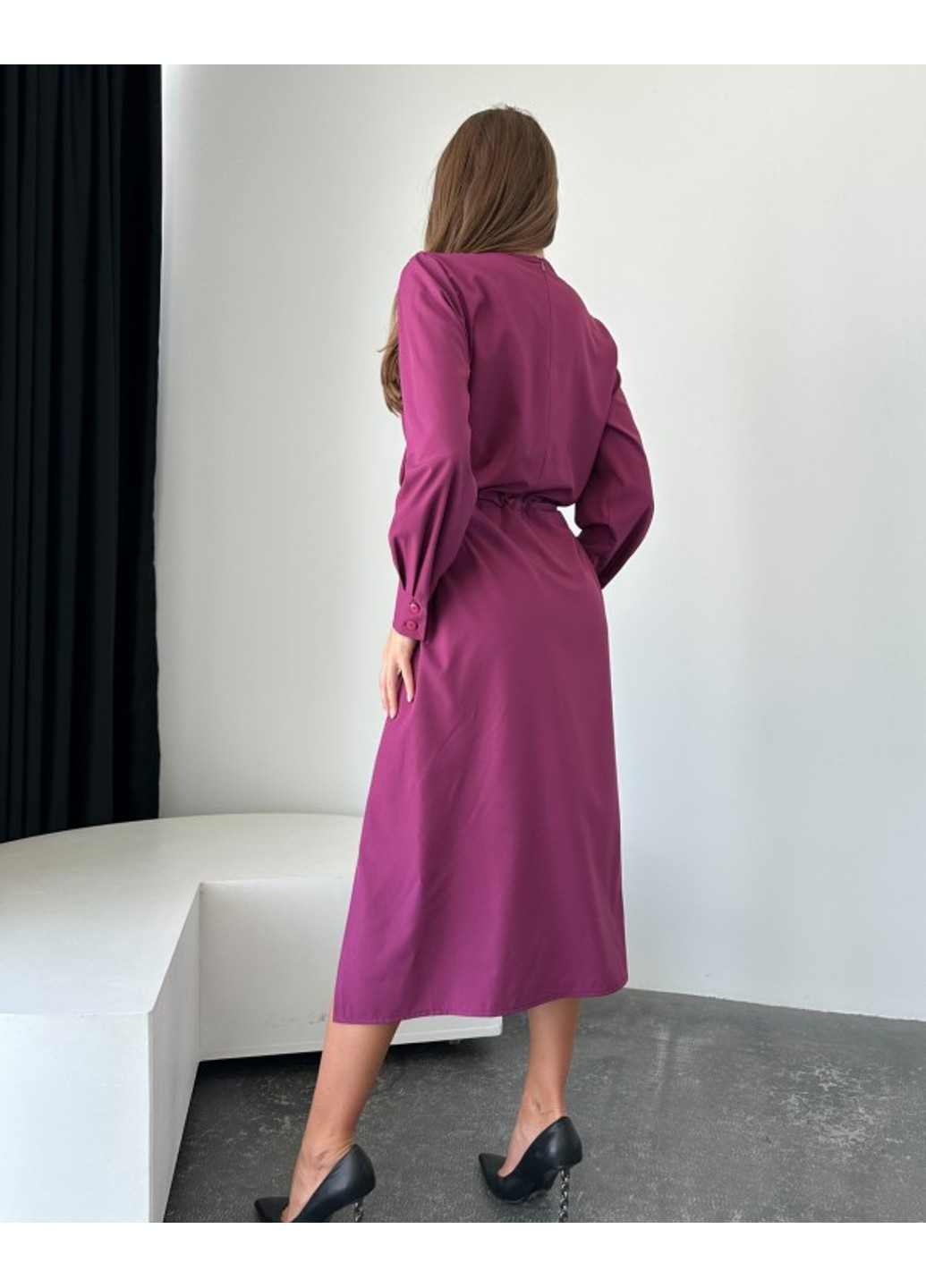 Фиолетовое повседневный платья 13792 фиолетовый ISSA PLUS