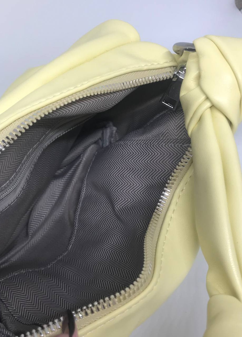 Жіноча сумочка з ремінцем колір жовтий 435841 New Trend (259429486)