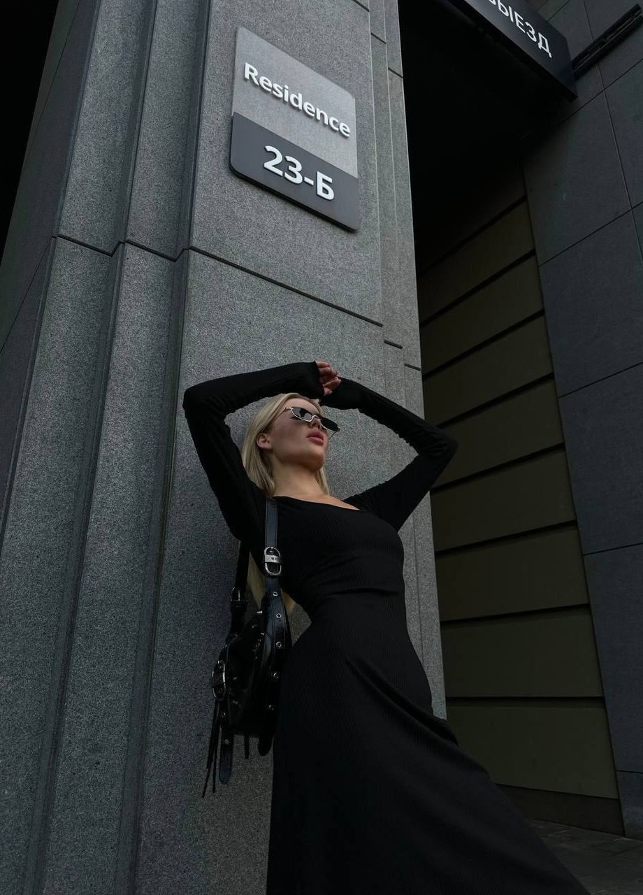Черное женское базовое трикотажное платье цвет черный р.42/46 446397 New Trend
