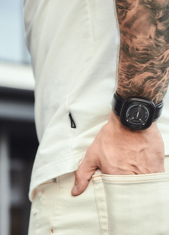 Чоловічий наручний годинник WR001 Black No Brand (262454390)