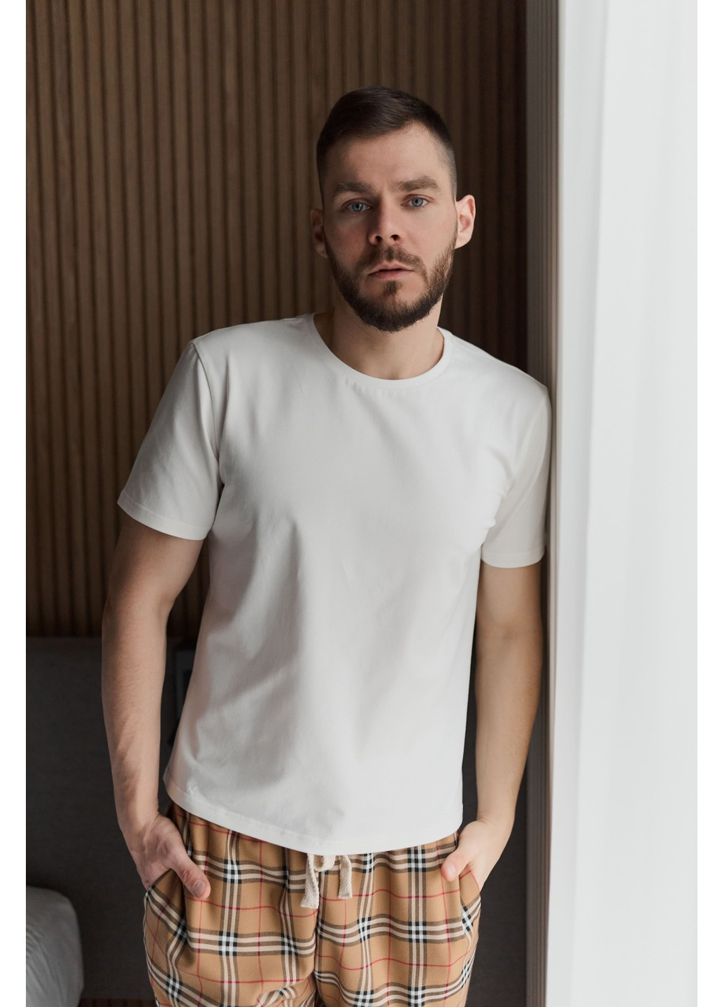 Бежевые домашние демисезонные прямые брюки Handy Wear