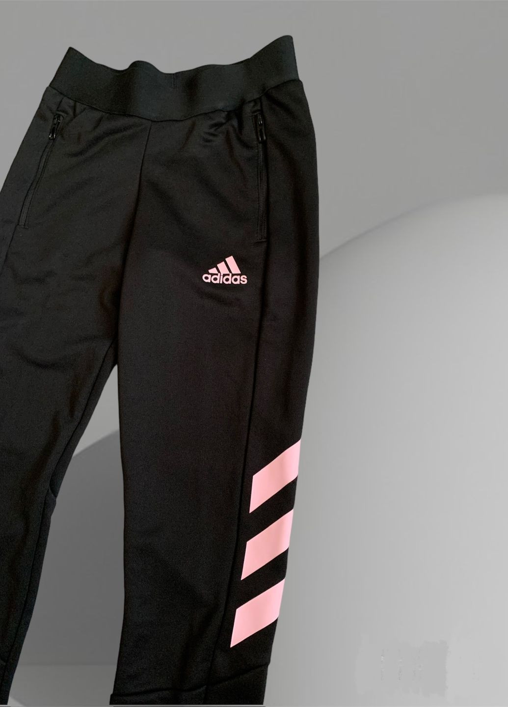 Черные спортивные брюки adidas