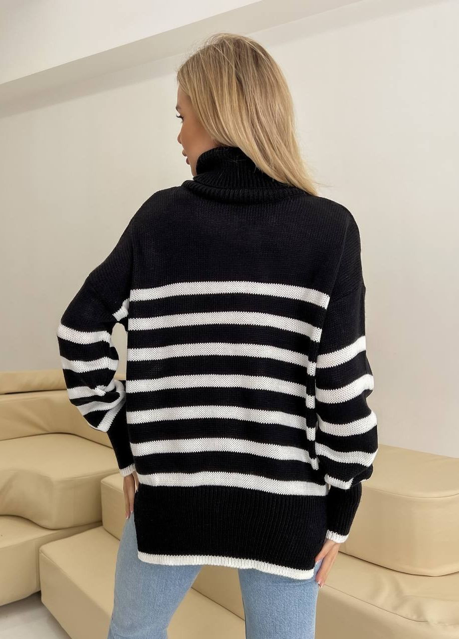 Жіночий смугастий светр колір чорний/молочний р.42/46 444016 New Trend (266494026)