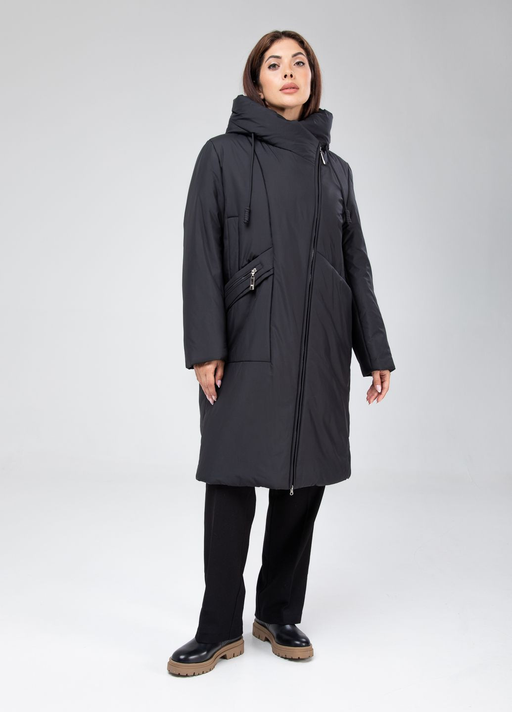 Чорне зимнє Жіноче зимове довге пальто великих розмірів 12142 Delfy