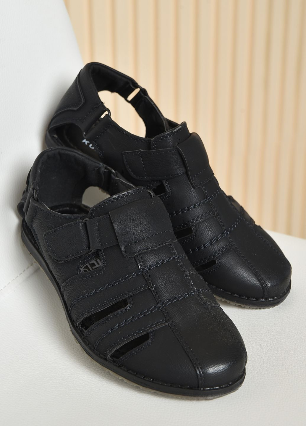 Черные туфли детские для мальчика черного цвета на липучке на липучке Let's Shop