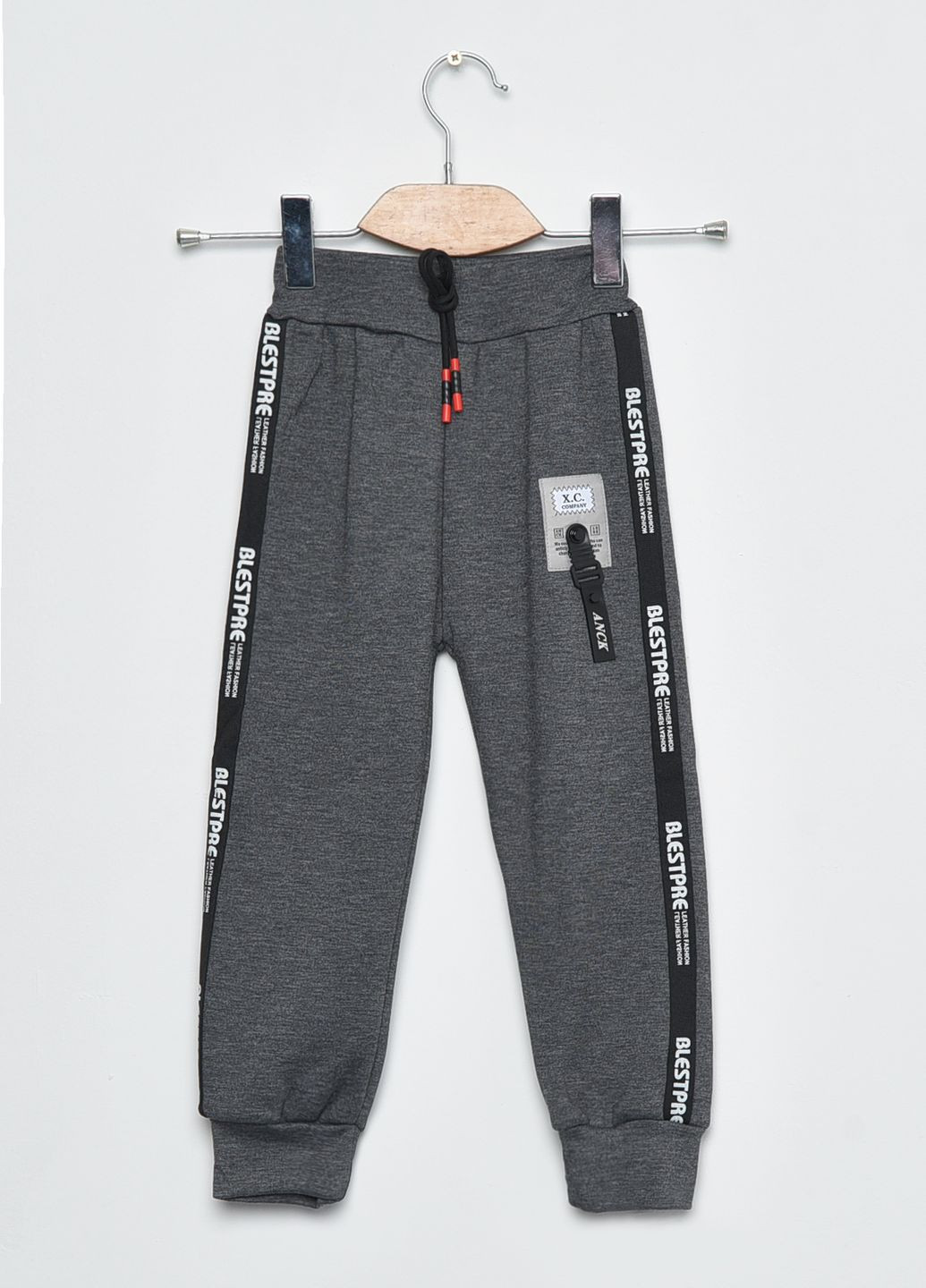 Спортивні штани дитячі для хлопчика на флісі сірого кольору Let's Shop (270364882)