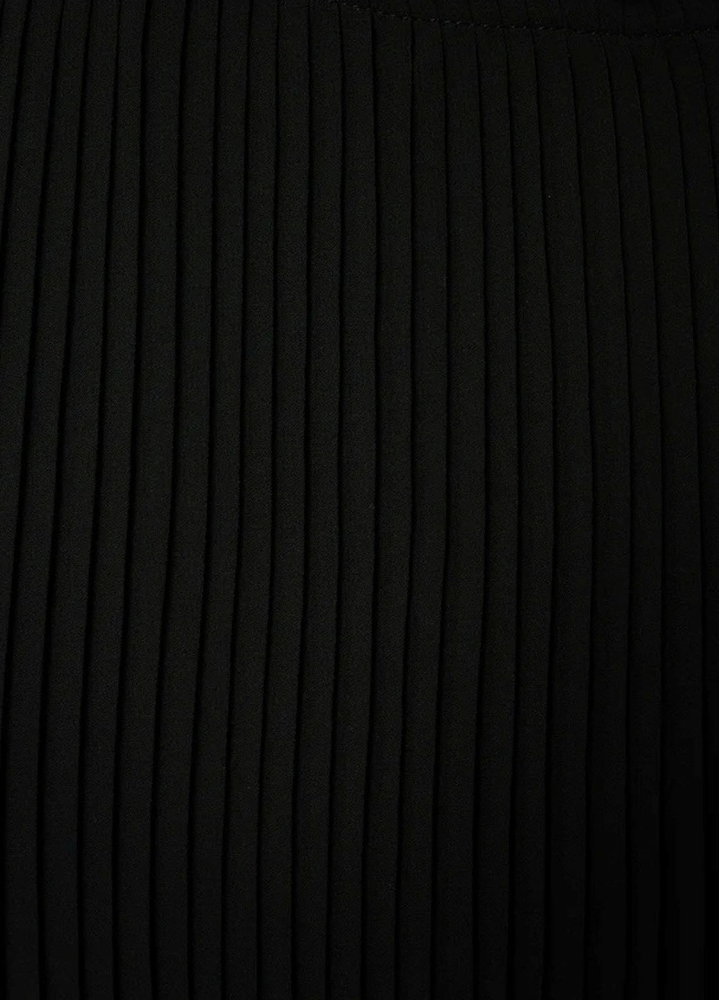 Черное платье NA-KD