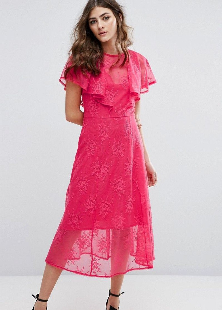Розовое платье Miss Selfridge