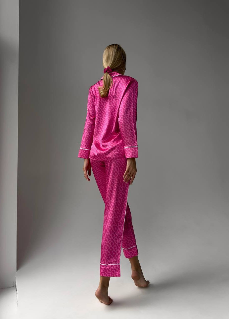 Розовый демисезонный пижама женская сатиновая No Brand Пижама жіноча