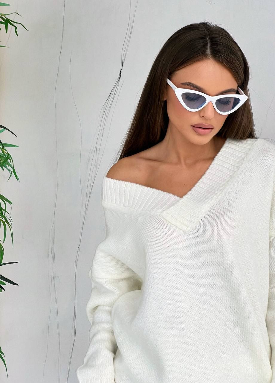 Молочний жіночий светр-туніка акрил No Brand