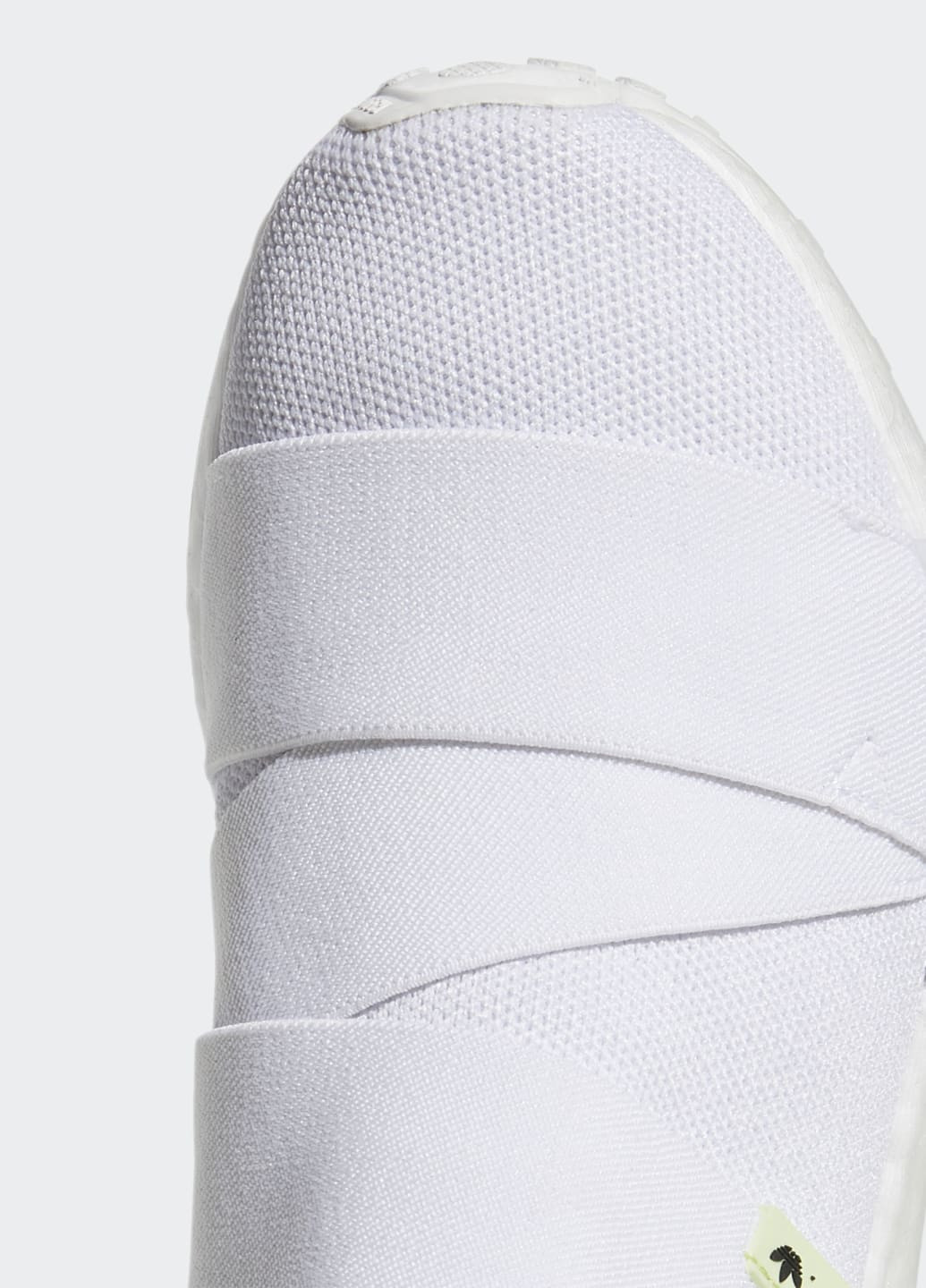 Білі всесезонні кросівки nmd_r1 adidas