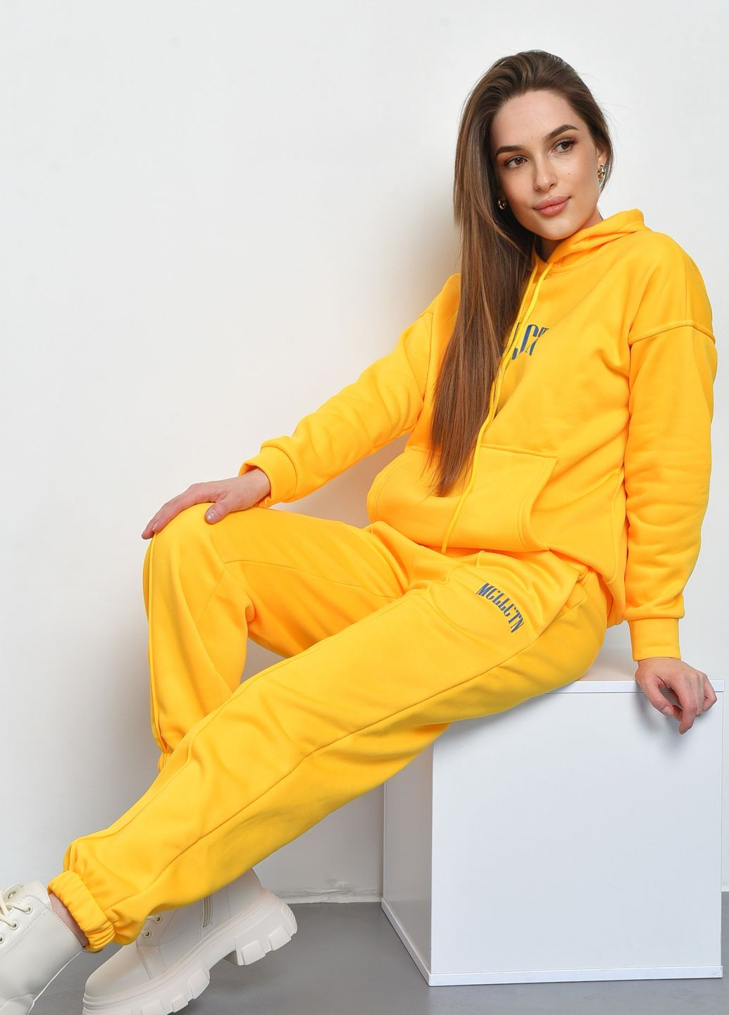 Спортивный костюм женский на флисе желтого цвета Let's Shop (271126487)