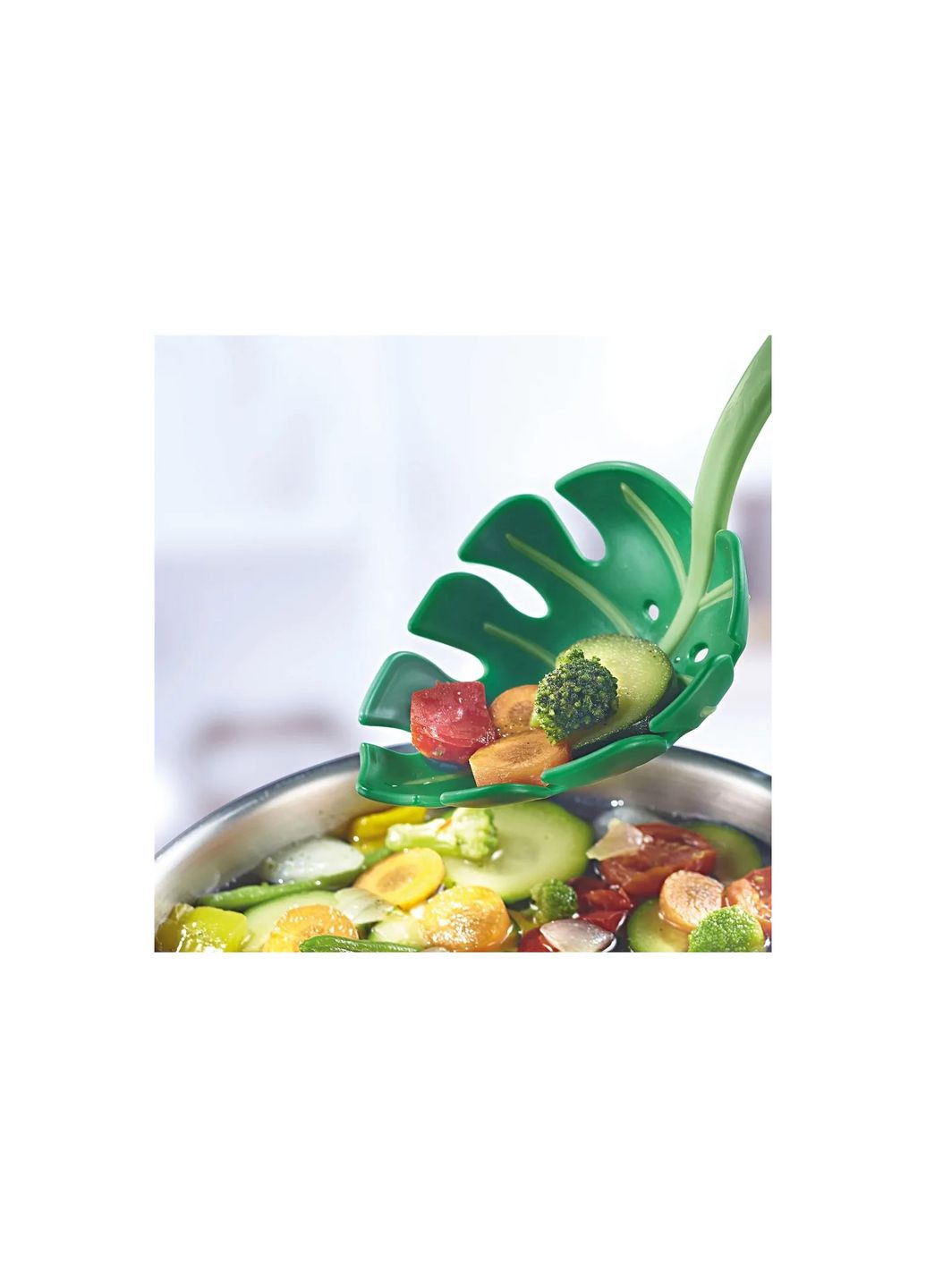 Ложка для салатів та спагетті шумівка у вигляді листка з прорізами пластмасова Jungle Spoon Kitchen Master (266629391)