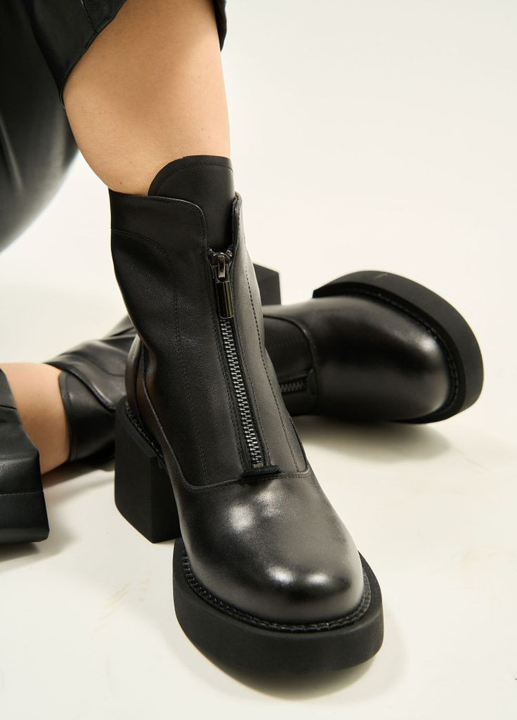 Черные демисезонная ботинки 180538 Anna Lucci