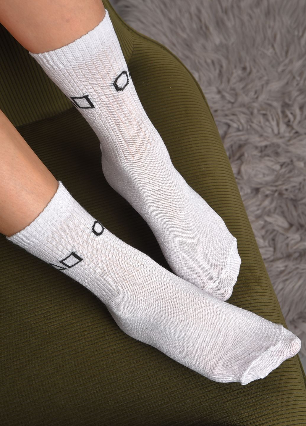 Шкарпетки жіночі демісезонні білого кольору розмір 36-40 Let's Shop (277983318)