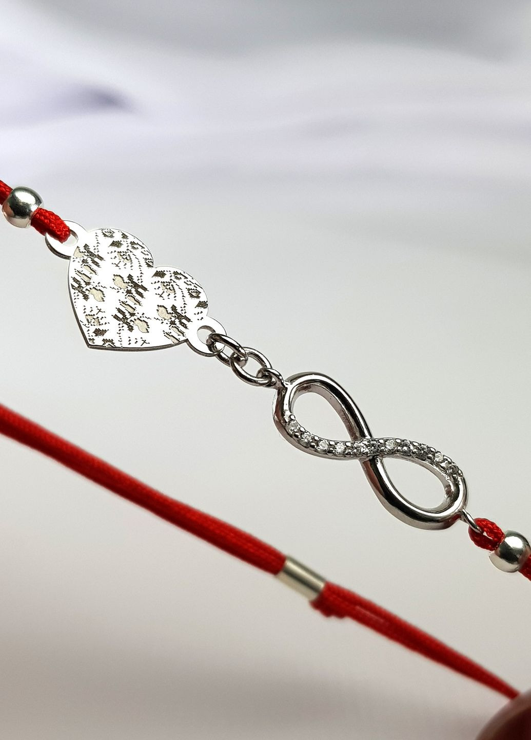 Срібний браслет червона нитка Серце Безкінечність регулюється родоване срібло Family Tree Jewelry Line (266038516)