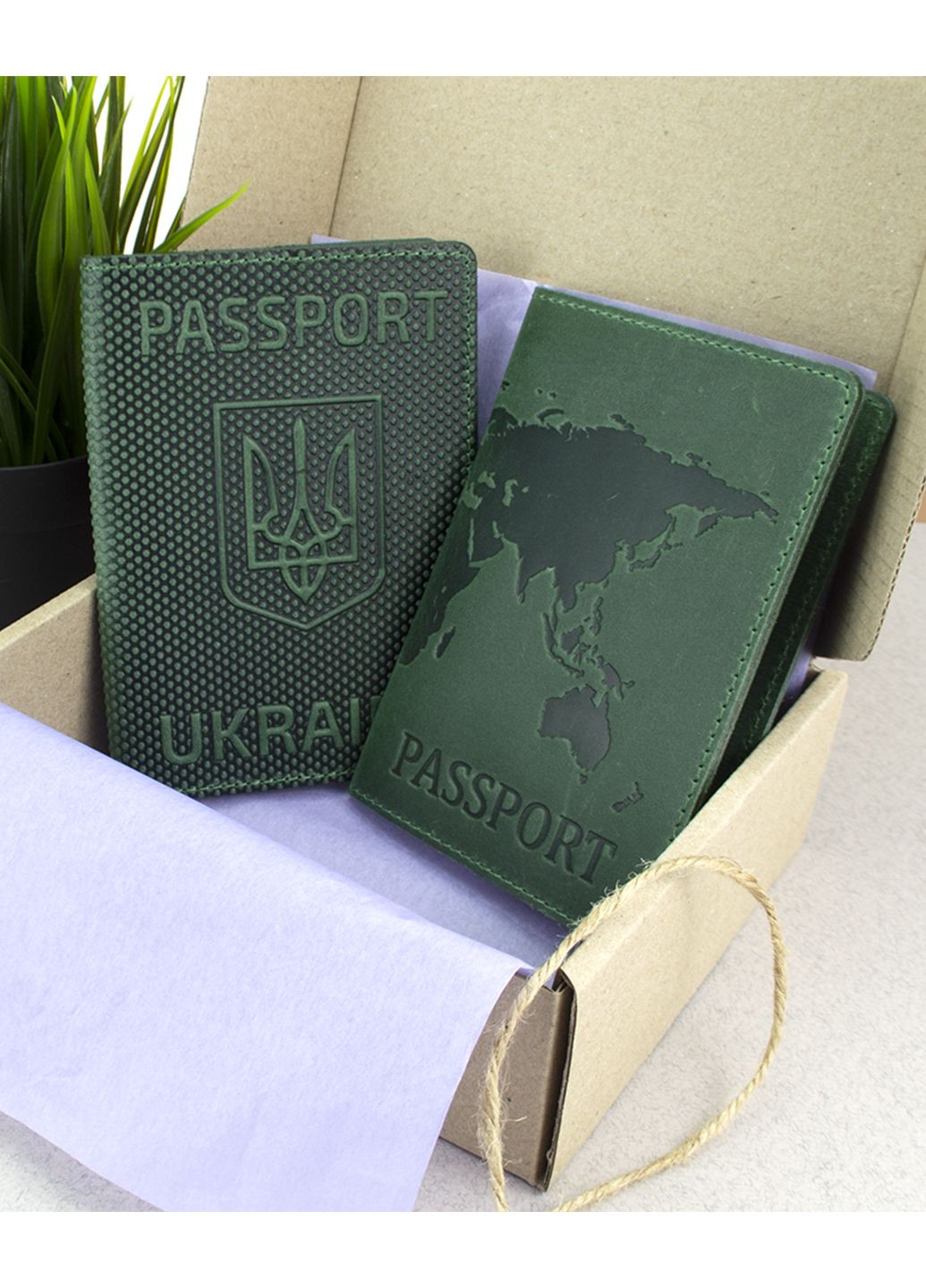 Подарочный набор №35: обложка на паспорт "Герб" + обложка на загранпаспорт "Карта" (зеленый) HandyCover (261409394)