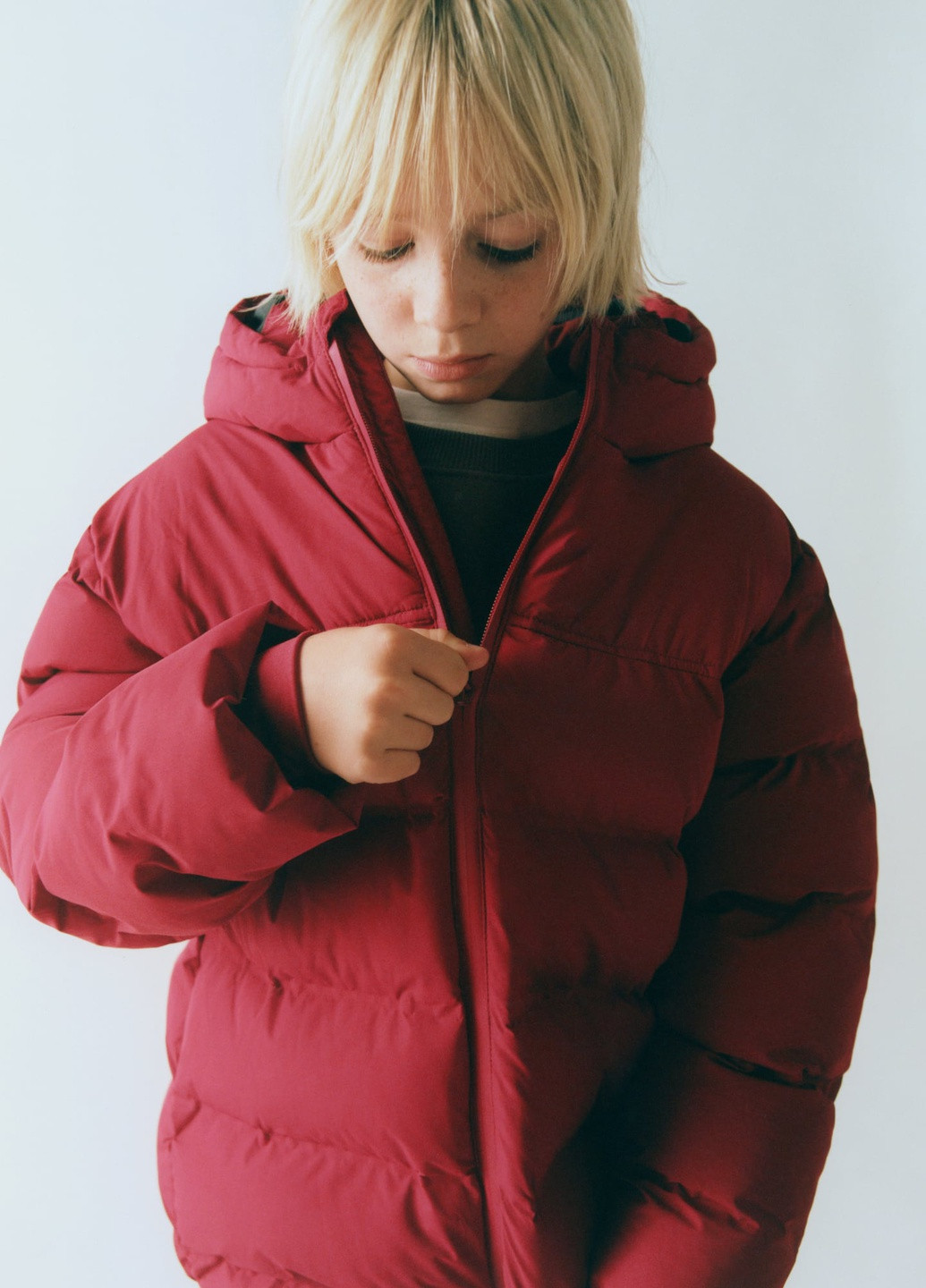 Червона зимня зимова куртка для хлопчика 5644757600 Zara