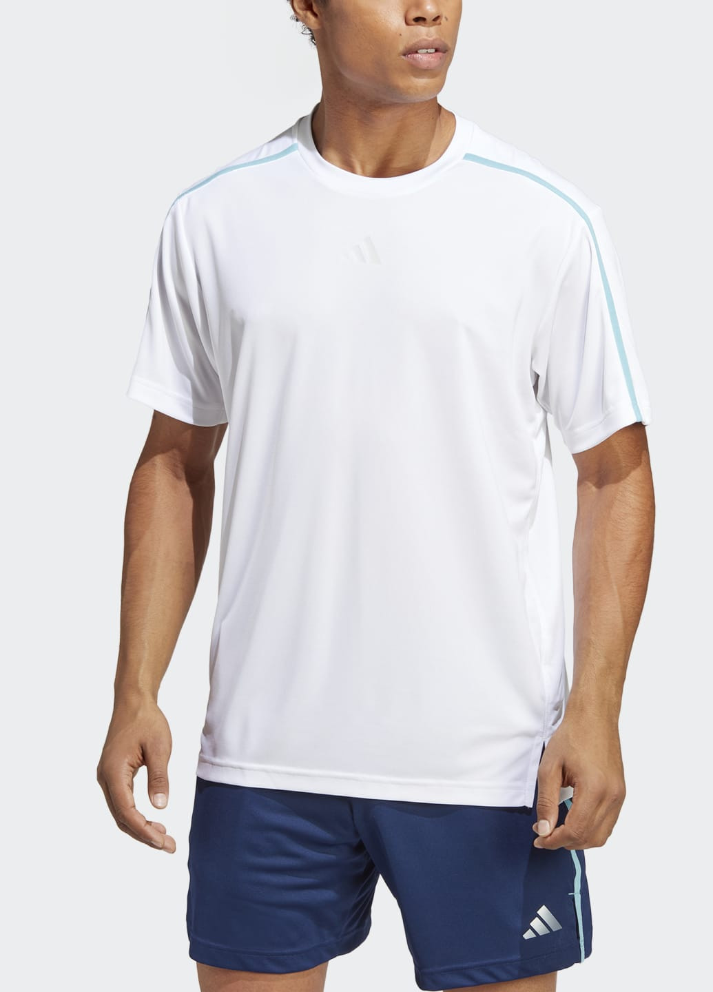 Белая футболка workout base adidas