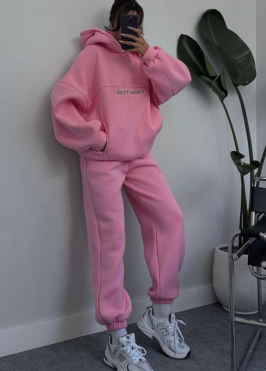 Спортивный костюм женский на флисе розового цвета Let's Shop (264826397)