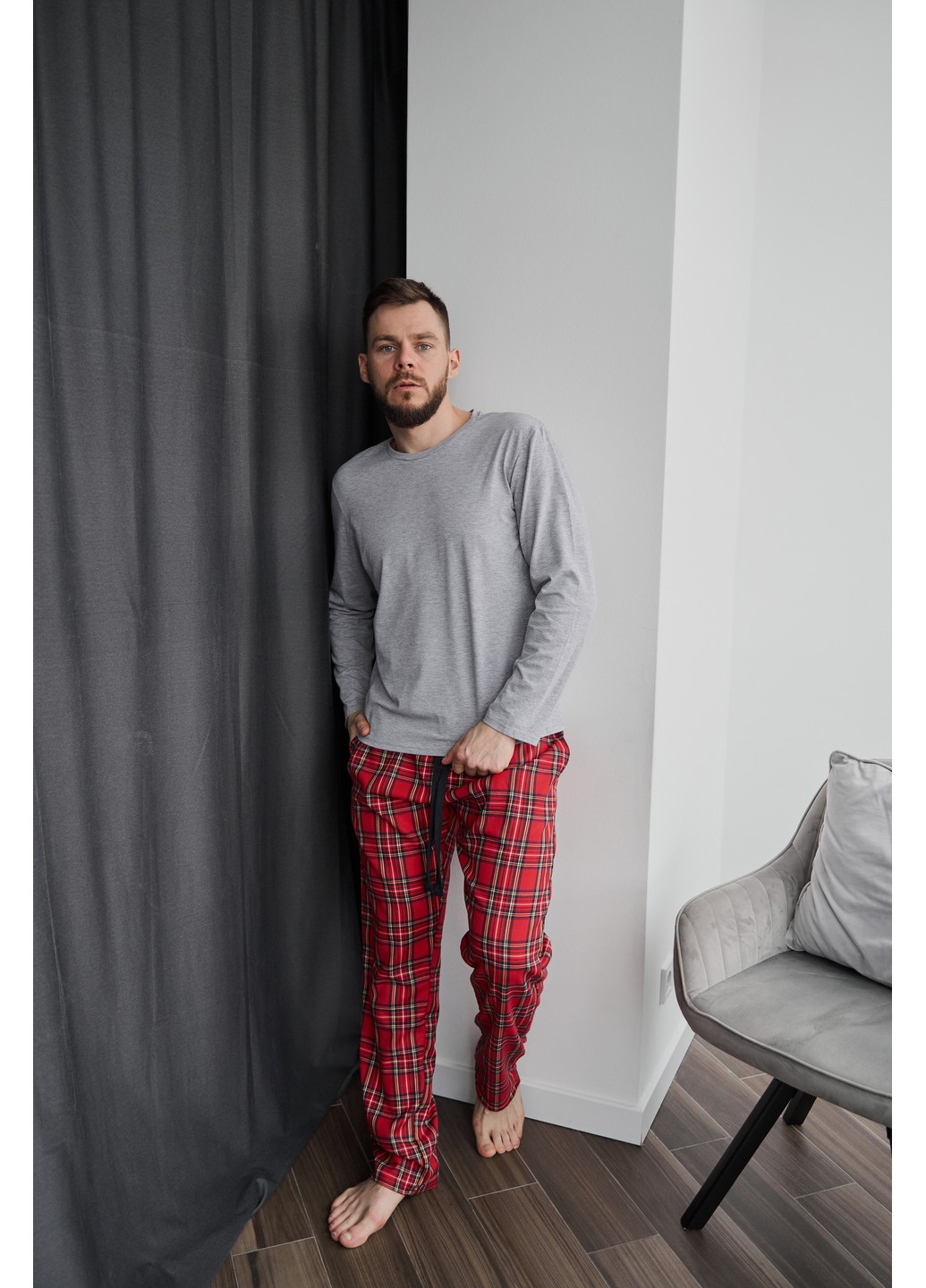 Пижама мужская лонгслив + штаны в клетку красные Handy Wear (266903850)