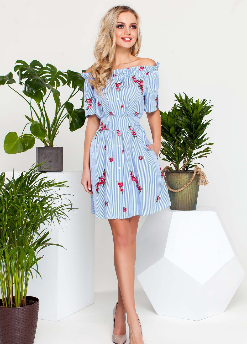 Блакитна повсякденний ніжна літня сукня Jadone Fashion в смужку