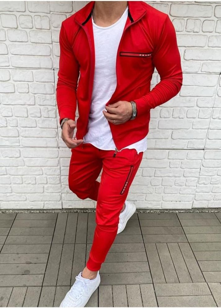Однотонний спортивний костюм Prada червоного кольору No Brand (262089902)