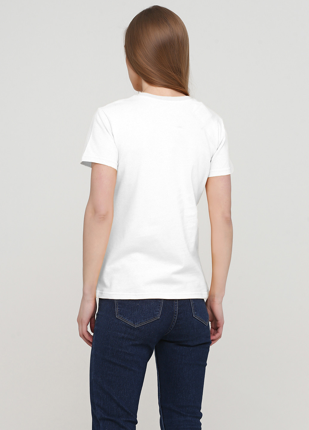 Біла літня жіноча біла футболка з принтом "вишиванка" з коротким рукавом Malta