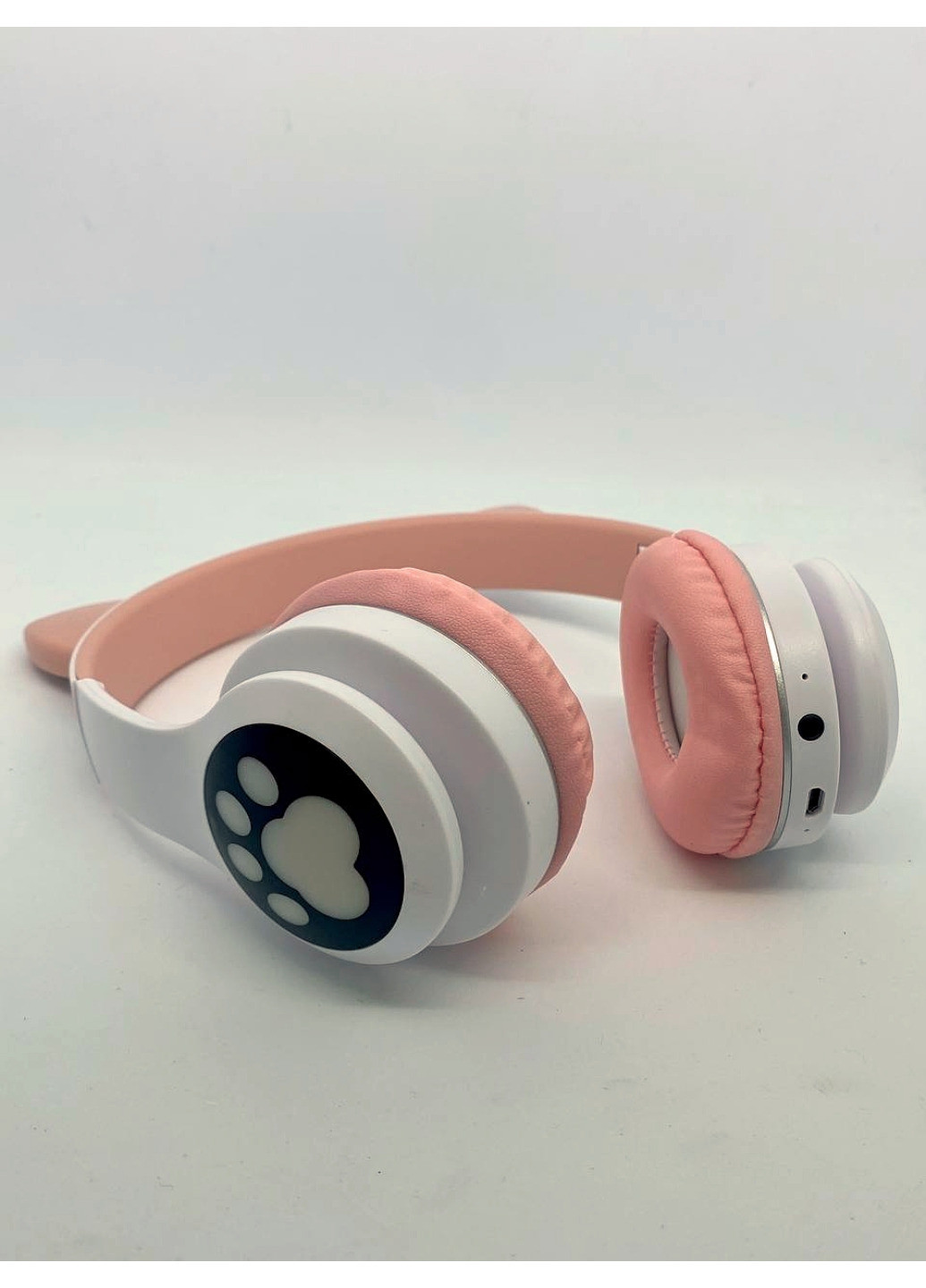 Бездротові блютуз навушники з котячими вушками та різнокольоровим LED підсвічуванням Cat Ear VZV LED Bluetooth No Brand (261338947)